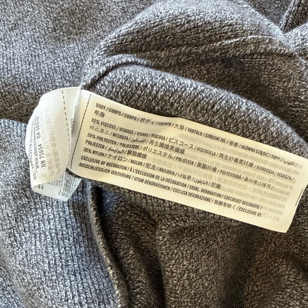 Abercrombie & Fitch Split Hem Business Casual Crewneck Sweater size Large - Picture 6 of 9